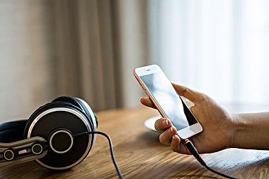 《怪物猎人：荒野》将带给玩家无缝衔接的狩猎体验